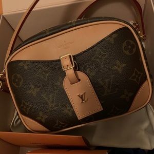 LV Deauville Mini